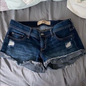 Hollister low rise short-short shorts.